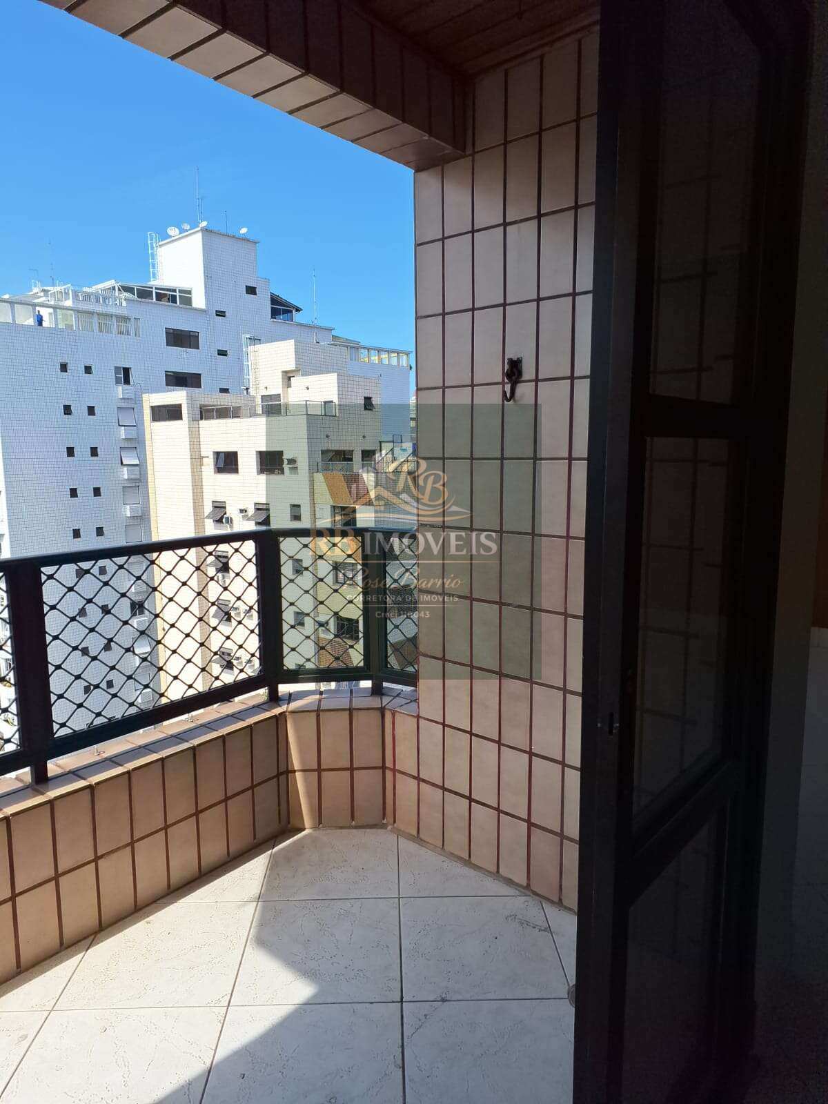 Apartamento à venda, no Araucaria em Santos, Ponta da Praia, com 4 quartos, 177m²